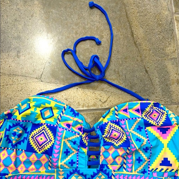 Colorful & Vibrant Bikini Top with padding - Picture 2 of 2